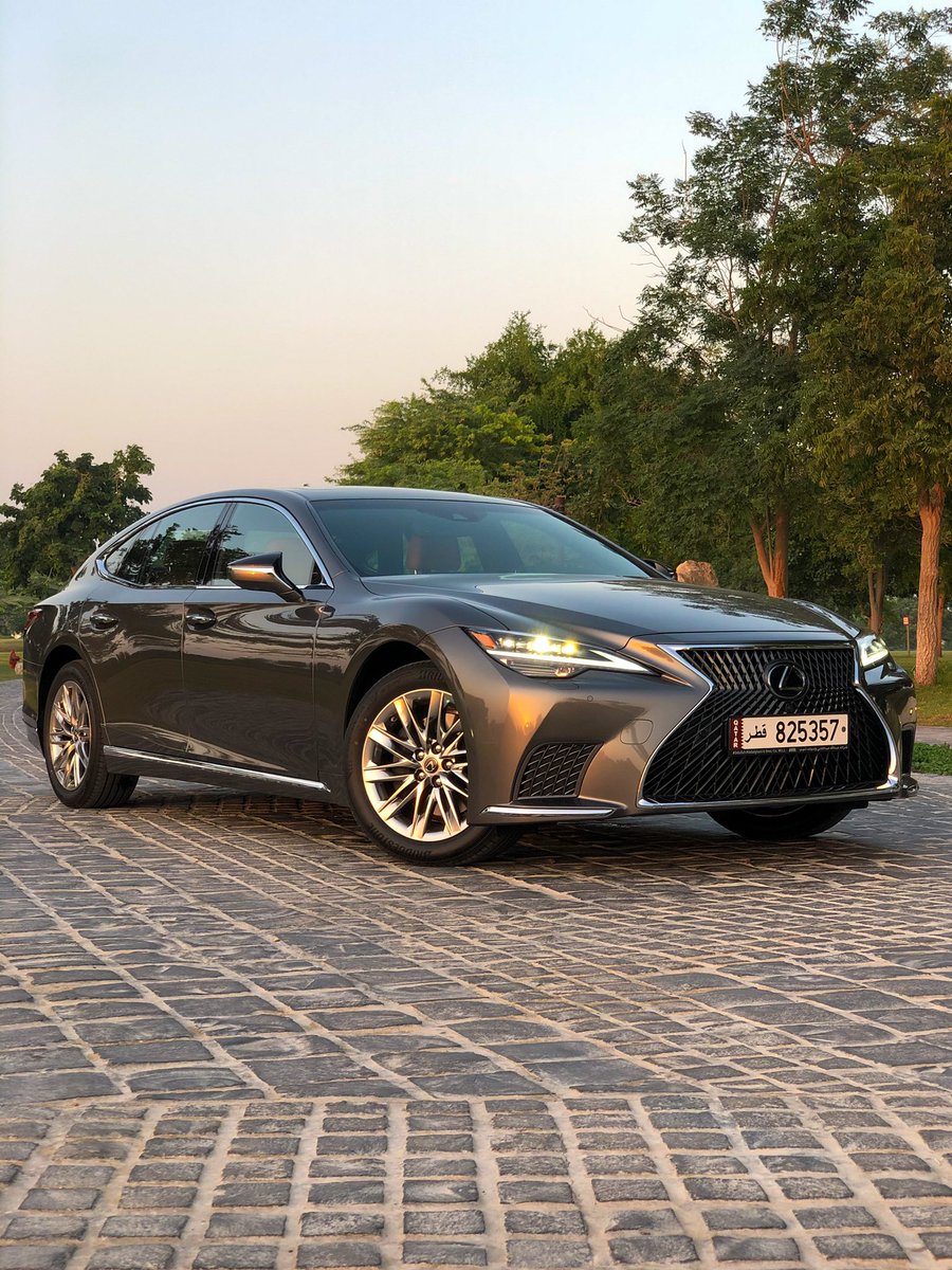 lexusqatar's tweet photo. Indulge in the quietness, comfort and luxury of the Lexus #LS350
Book your test drive today, by sending a WhatsApp message to 50802929

تعريف جديد للهدوء، الراحة والرفاهية مع لكزس أل أس ٣٥٠
إحجز تجربة القيادة اليوم، عن طريق إرسال رسالة واتساب إلى ٥٠٨٠٢٩٢٩

#Lexus #LexusQatar https://t.co/fbliORQKRd