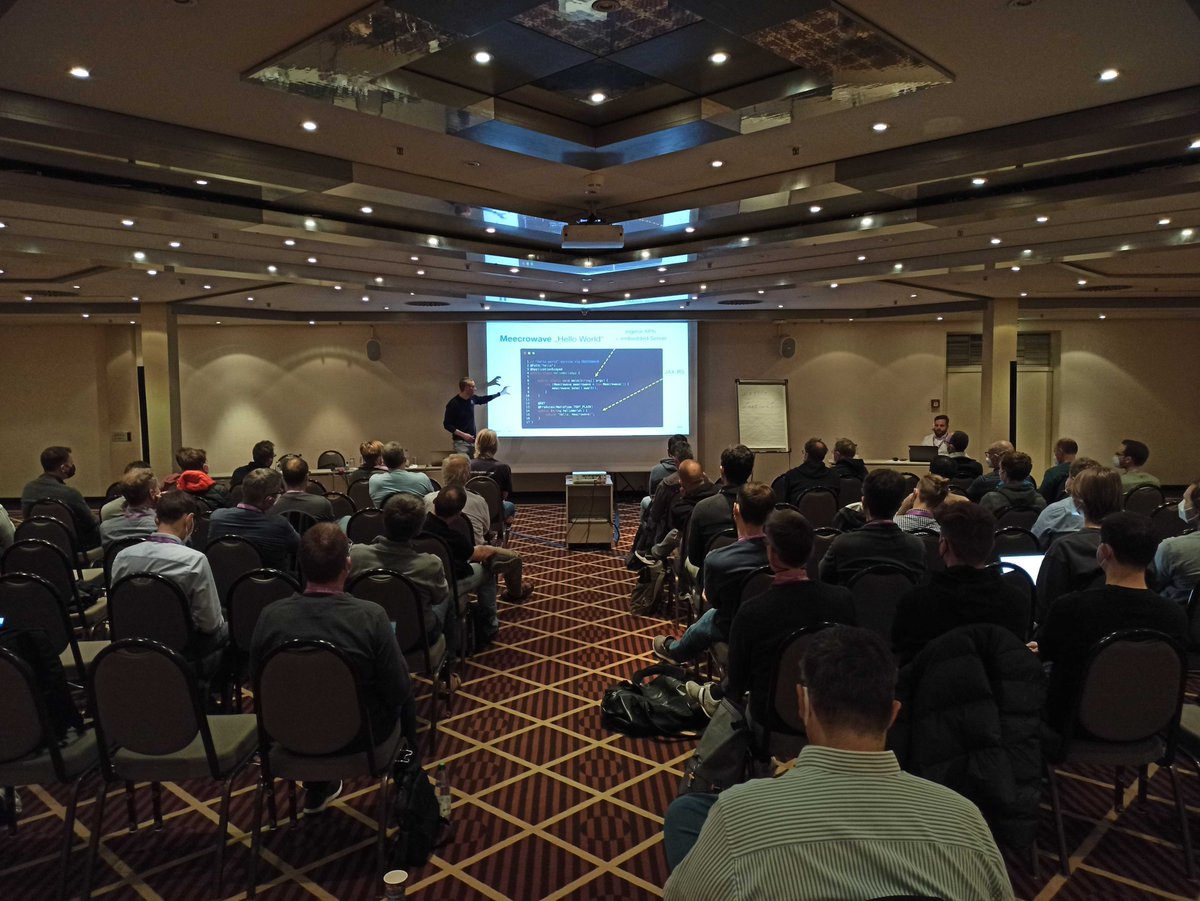 jaxcon's tweet photo. Mit seinem Memory- und Runtime-Overhead scheint #Java in Zeiten von Cloud-native und Serverless nicht wirklich gut für die Zukunft gerüstet zu sein. @mobileLarson zeigt Ihnen, wie das Projekt #Quarkus Java zur Nummer Eins in der Cloud macht.
#jaxcon https://t.co/8j1vD7xpEw