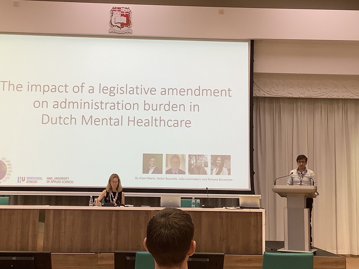 pravesteyn's tweet photo. ⁦@ArjenMaris⁩ is presenting his research at #ECMLG21 https://t.co/rsoRD6PwXe