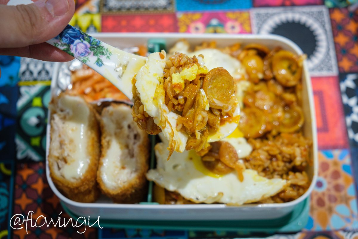 fl0wingU's tweet photo. K-FOOD 도시락🍱

• 닭가슴살소시지 김치볶음밥😋
• 반숙 계란후라이🍳
• 치즈돈까스🤩
• 무생채🤗

여친한테도 안 싸준 도시락을
브레이브걸스 보려고 싸본다..

꼭 당첨됐으면...🙏

#한국문화축제2021 #2021KCultureFestival #K도시락챌린지 #KFOODCHALLENGE #한식진흥원 #브레이브걸스 https://t.co/lkwPwYytg5