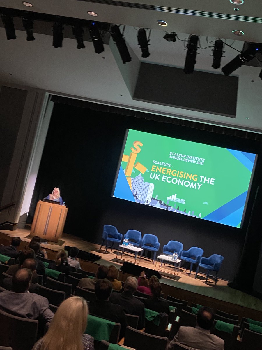 MearsJanice's tweet photo. Excited to be in London ⁦⁦at the ScaleUp Institute Annual Review 2021 ⁦@NationalGallery⁩ ⁦@scaleupinst⁩ ⁦@GrowthPlatform_⁩ #scaleup2021 https://t.co/ROJXbPKZKT