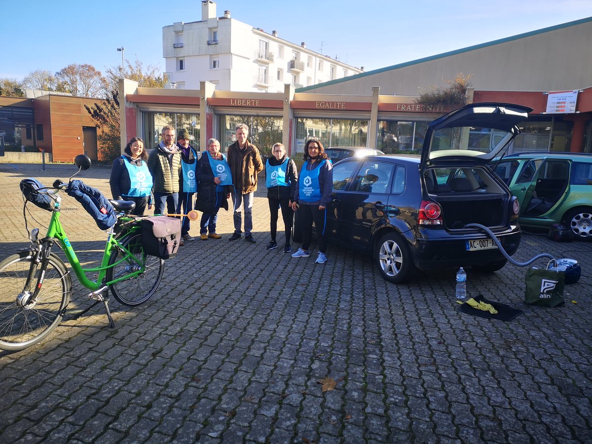 #greveduchomage 2021 Petite photo de groupe #tzcld #poitiers #emploi
