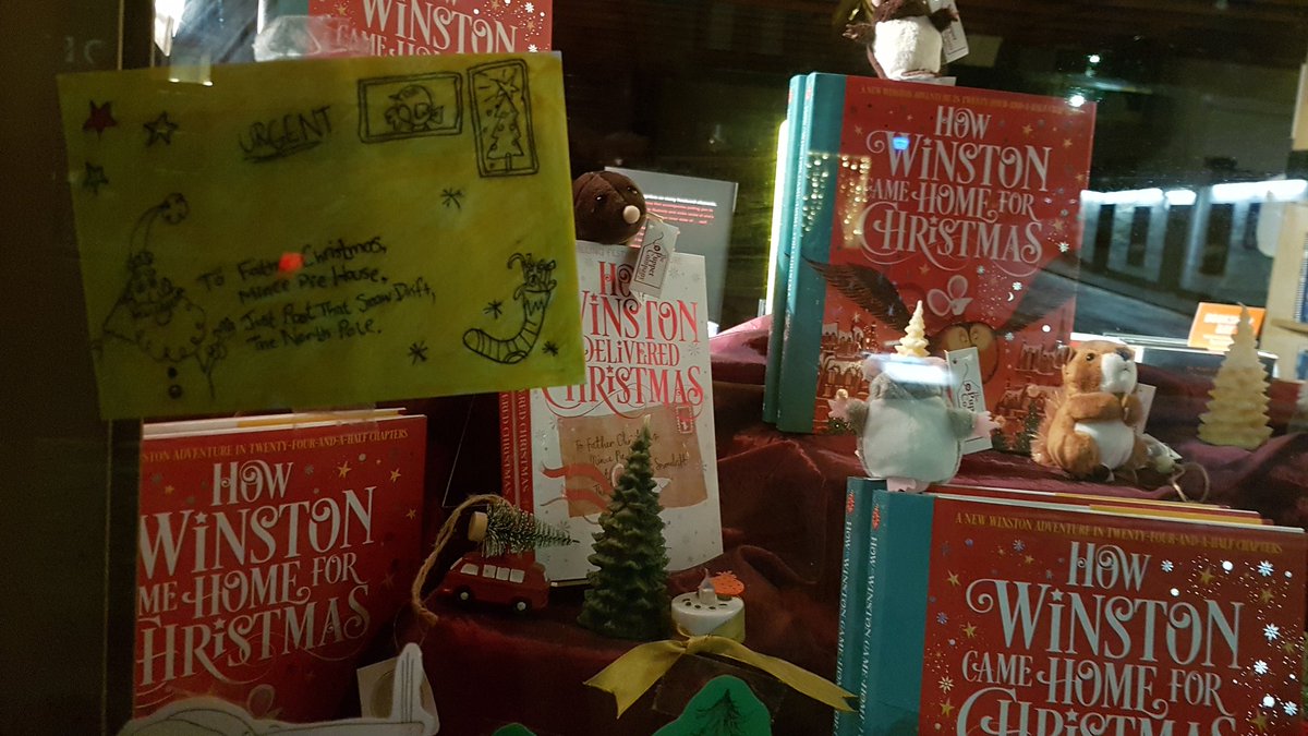 We are counting down to the Count Down to Christmas with @Alex_T_Smith &amp; Winston the Mouse: SO excited &amp; jingly this morning! #VirtuallyTogether <a href="/panmacmillan/">Pan Macmillan</a>