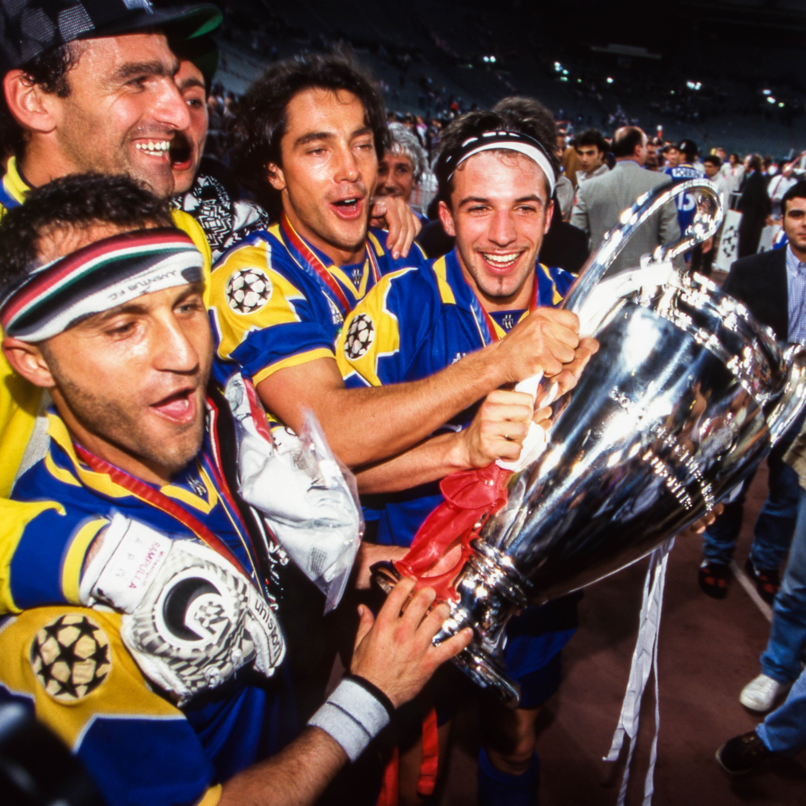 PHOTOS. Maradona, Pelé, Zidane, Platini On vous révèle pourquoi la  Promenade des Champions est à Monaco - Monaco-Matin