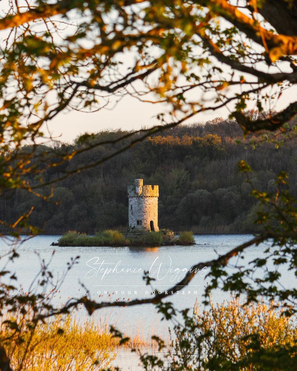 Crichton Tower on Gad Island 🏰

📷 <a href="/onyourdoorsteph/">On Your Doorsteph</a>