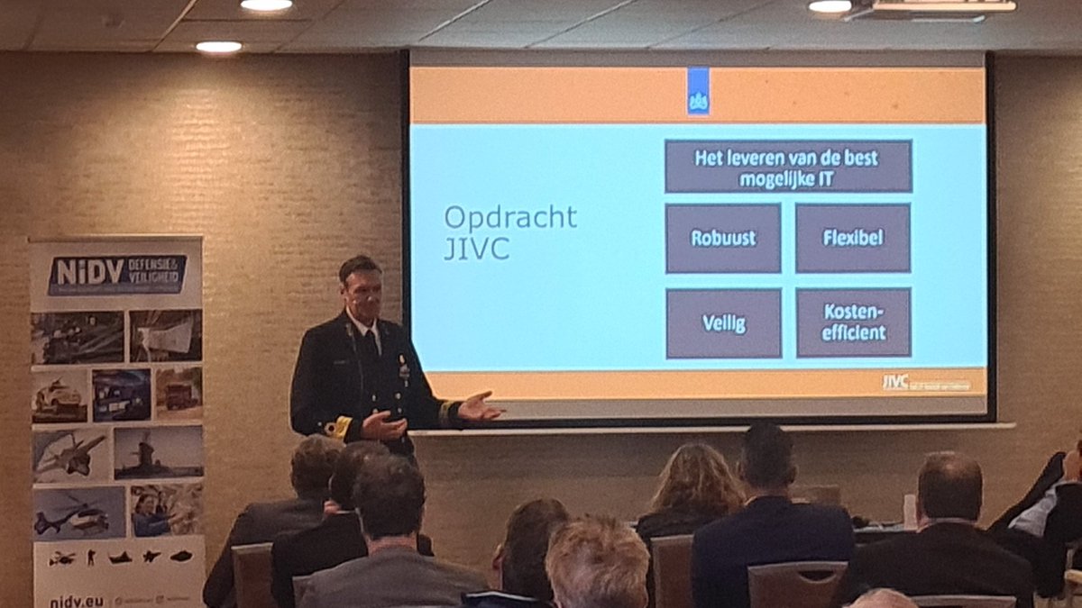 NIDVnews's tweet photo. Als alles uitvalt, gaat @Defensie door. Ook 'Last IT standing" aldus commandeur Cees Vooijs pd @JIVC_Defensie. https://t.co/qNC5UcDc8e