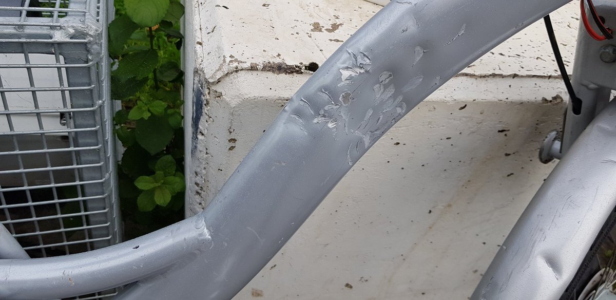 beccy066's tweet photo. So sad that they're suspending the @nextbikeUK scheme in Cardiff because of vandalism. It was the most succesful scheme in the UK when launched. @CdffCycleCity https://t.co/M6bopmZgXe