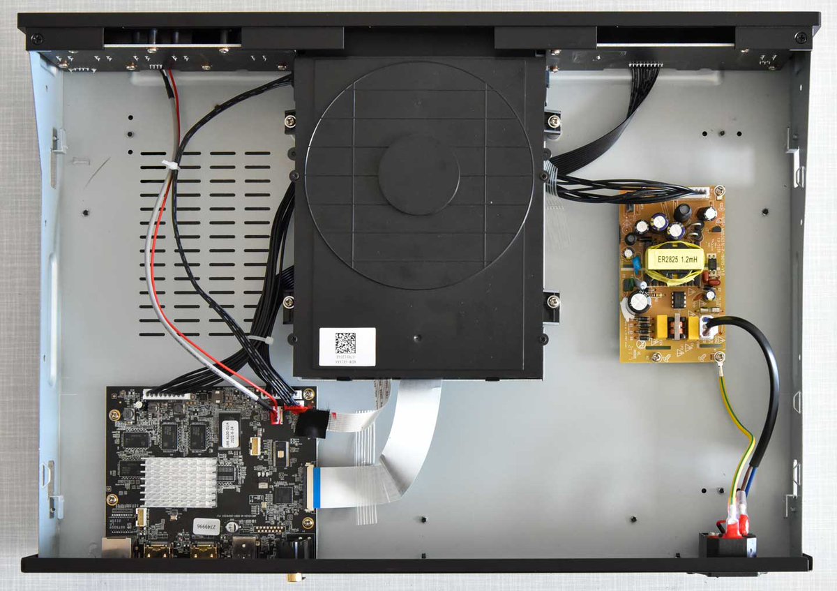 4KFilme's tweet image. Reavon UBR-X100 (left) or the new Pannde PD-6 Elite #4K Blu-ray Player (right)🤔4kfilme.de/?p=94123 🇩🇪
#XLR #DualHDMI #SACD #UHD #Sony #Mediatek #hifi #highend