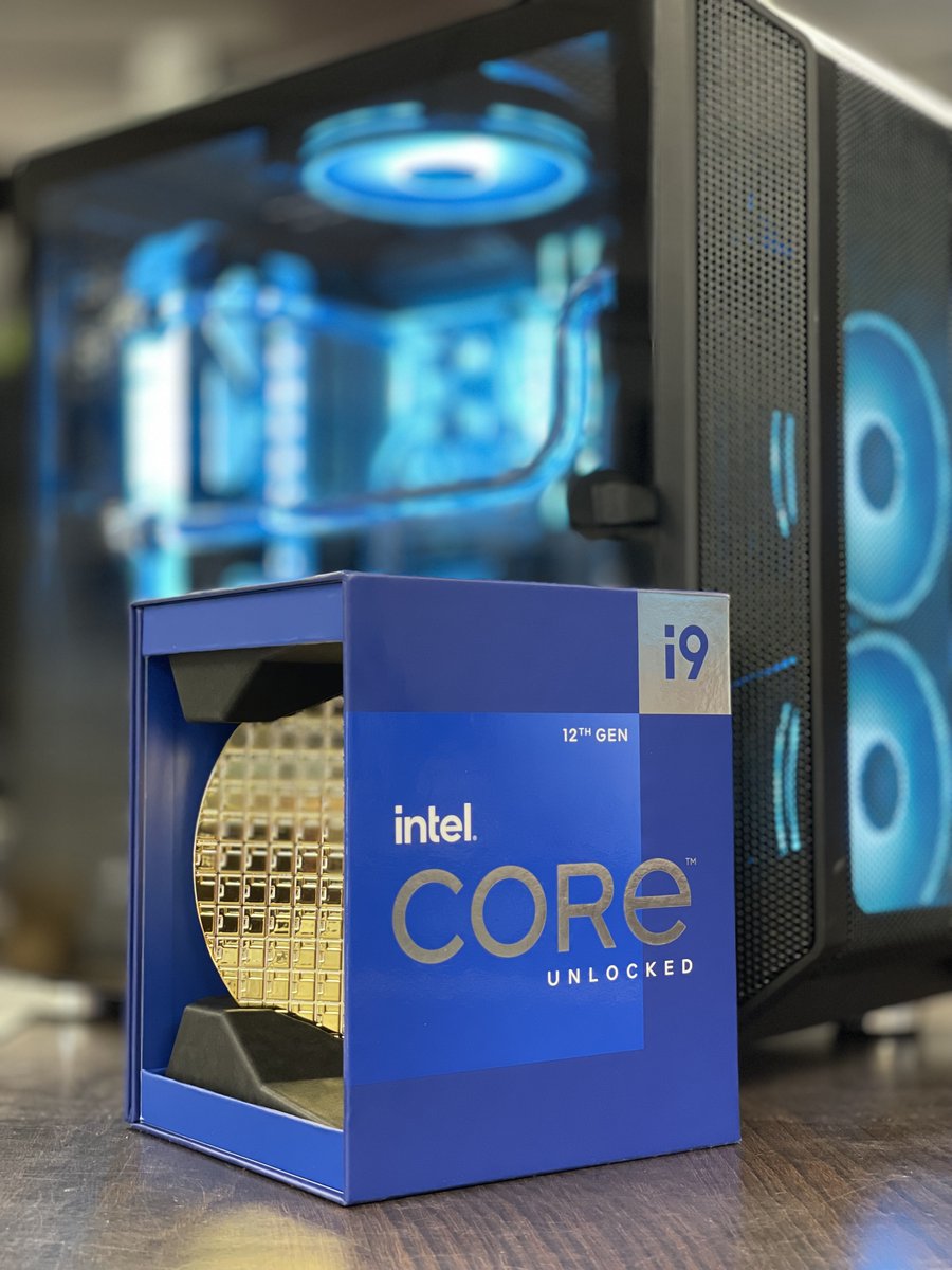 Cybertekmeri's tweet photo. Enfin arrivés ! 🤗

Une petite sélection de processeurs
Intel® Core™ 12ème Génération. 💯
👉https://t.co/pbXjUp0g9F

Ainsi que leurs cartes mères dédiées.
👉https://t.co/72tXDIVypK

#Cybertek #Mérignac #processeur #gaming #esports #computer #12emegénération https://t.co/IDZOVRs9oS
