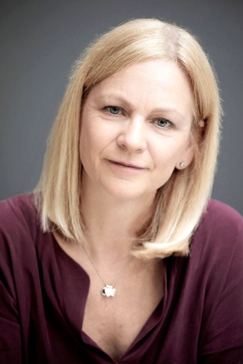 balhamnewsie's tweet photo. Long-term #Balham resident &amp; Critical Care Nurse @StGeorgesTrust, Anthea Allen, has written a book about her experiences working on the front line during the peak of the Covid crisis. “Life, Death &amp; Biscuits” is available for pre-order on Amazon at https://t.co/vdJs70YXGv https://t.co/1LH9WyUTI9