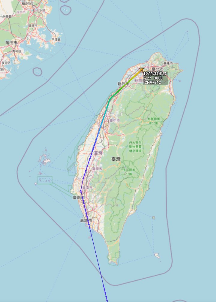Oceanworldfree's tweet photo. 🇺🇲USN CNV7212 166694 #AE29FD

#Taipei, #Taiwan 
#台灣 #台北

Boeing C-40A Clipper https://t.co/flYovf0ghF