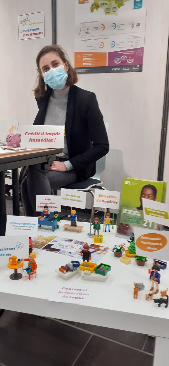 PE_AuvRA's tweet photo. Votre équipe Aura vous attend au Salon Atouts Âge d'@AnnemasseAgglo pour répondre à  toutes vos ❓sur l' #emploiadomicile 
@PE_LeMag https://t.co/eiHJj2lv2S
On sera présents vendredi et samedi, Espace Martin Luther King 👍 https://t.co/M0JqBm6rSg