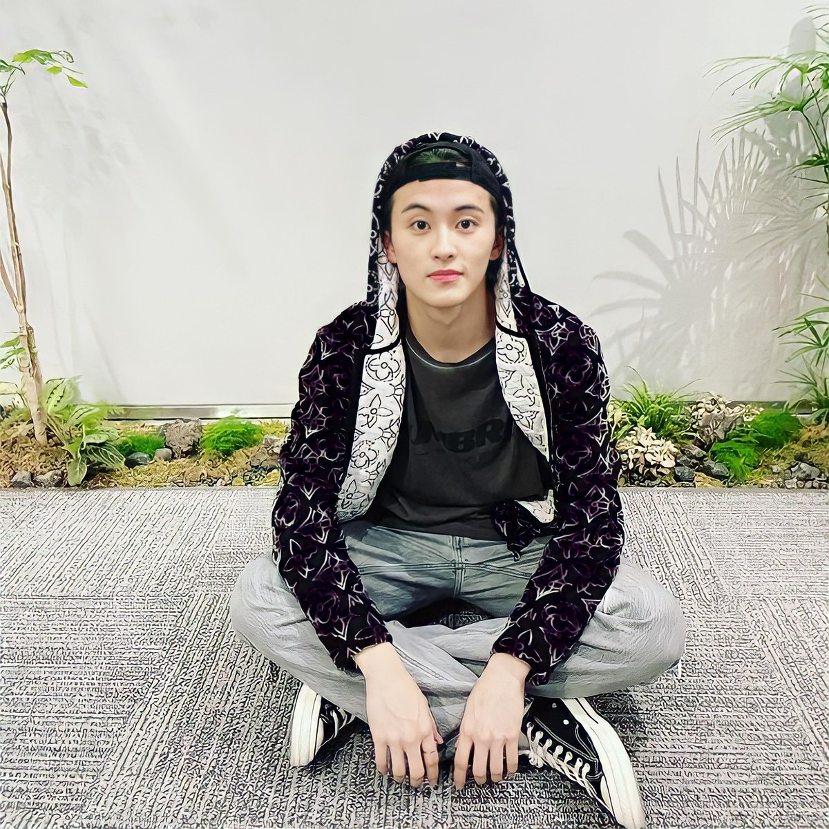 ⠀⠀

                        restarting. not new 
                         acc nor new to rp.
                   like and rt to be mutuals. 

⠀⠀