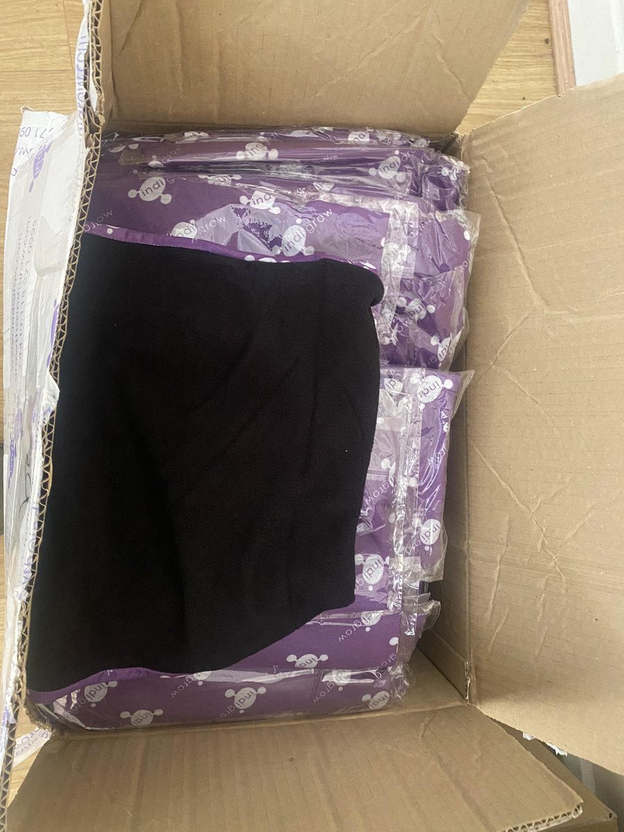 JackPercival99's tweet photo. Thank you @indigrowuk for their donation of 100 winter snoods for the homeless. 👏 

The industry I’m proud to be apart of is unbelievably generous. ☺️👏 

@Homeless_hub https://t.co/K38cNKw5rQ