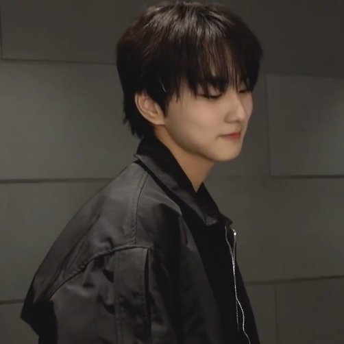 jungwon feed tweet media