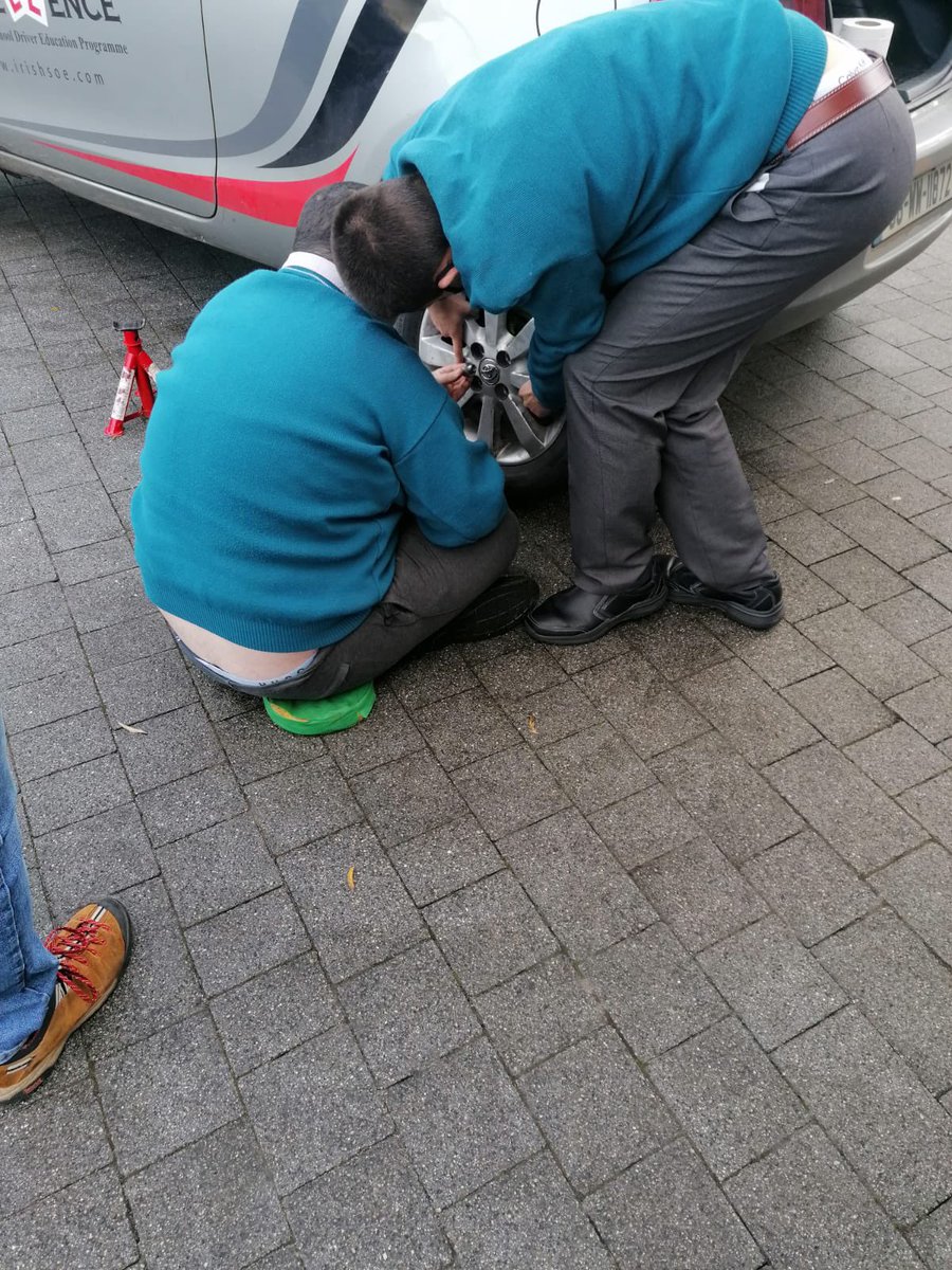 Colaiste Clavin tweet media