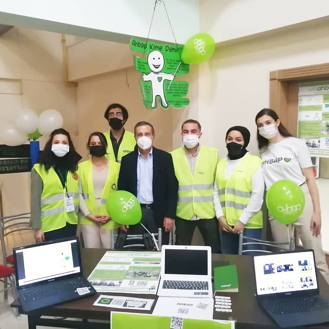 ahbap_estu's tweet photo. Tepebaşı Belediyesi'nin düzenlediği Sivil Toplum Kuruluşları buluşmasına Ahbap Anadolu Üniversitesi ile birlikte bizde katıldık ve üniversiteli arkadaşlarımıza Ahbap hakkında bilgiler verdik. Katılan herkese teşekkür ediyoruz. @ahbap_uni @Ahbap_eskisehir @ahbap_anadolu https://t.co/azFKCu2Xmy