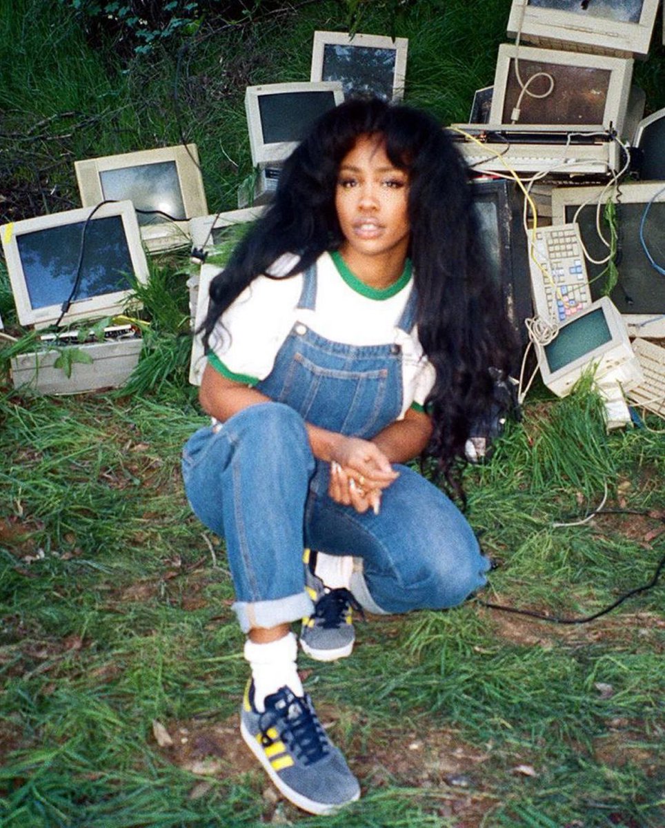 .@SZA’s “Ctrl” spends its 230th week on the Billboard 200 chart at #90 (+5)

— it extends the record as the album by a black female artist with most CONSECUTIVE weeks charting on the Billboard 200