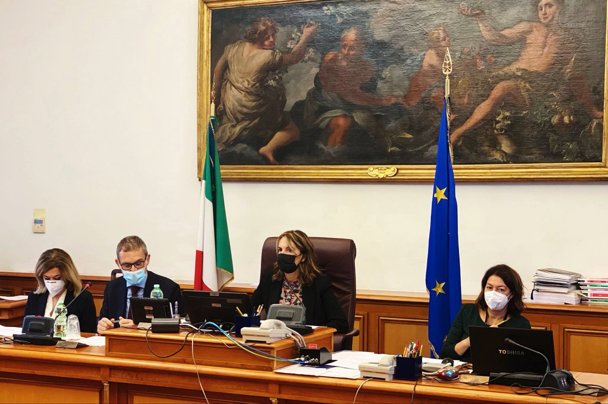 raffaellapaita's tweet photo. Al lavoro in Commissione Trasporti per le audizioni dei rappresentanti dell'Associazione italiana gestori aeroporti #Assaeroporti e Associazione #Aeroporti2030.
#atwork https://t.co/G4yBVnQim5