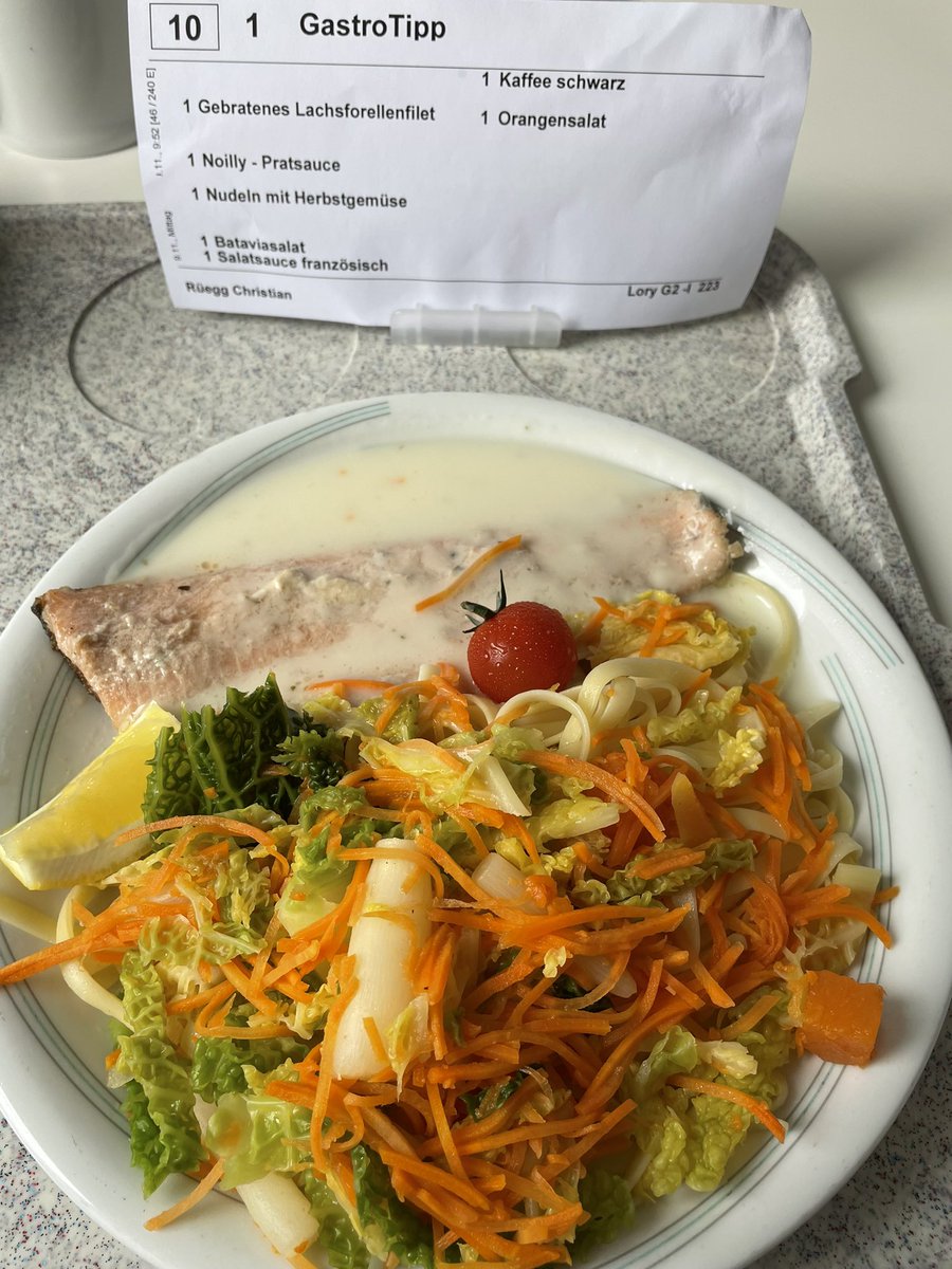 theflexnet's tweet photo. E guete #insellife ein Fisch muss schwimmen 🤔 https://t.co/MUOUUhYmDm