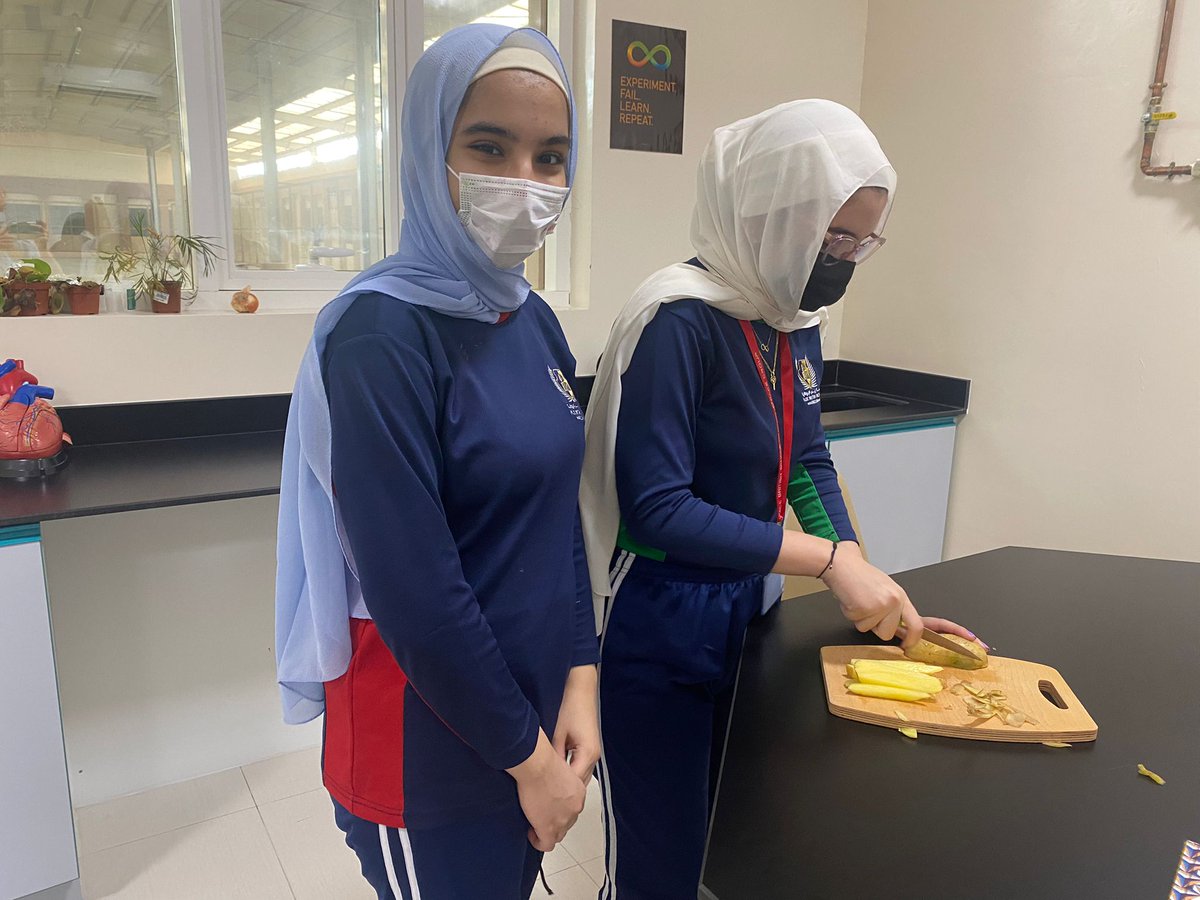 pacebritish's tweet photo. Year 10 girls investigating Osmosis with potatoes and salt
#paceeducation #pacebritishsharjah #spea #bsme #britishschools #inthistogetherdubai #internationaleducation #sharjah https://t.co/1ncWFRHbbh