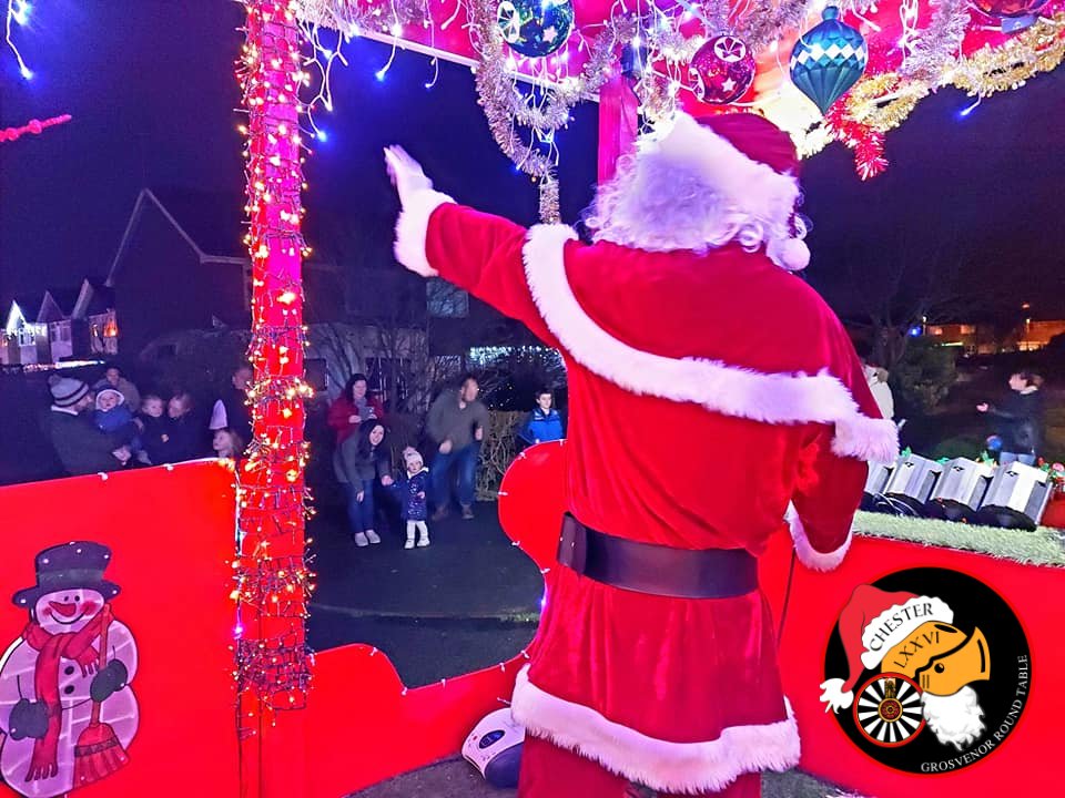 ChesterRoundTbl's tweet image. Santa Float is coming to town!

December
🗓 4th-5th - Xmas Tree Deliveries 
🗓 11th-18th - Float Nights

We'll be sharing more information soon about routes &amp;amp; plans. So please like RT, follow, comment and tag so everyone knows when and where the big red guy will be.

#SantaFloat