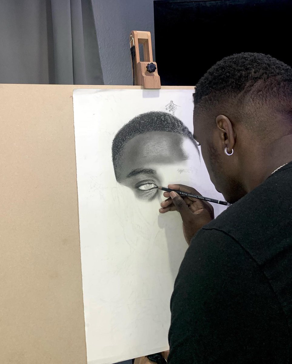 KamzOnline's tweet photo. Finally completed my Attack on Titan inspired self portrait 👌🏾 https://t.co/pR8cCKirdf
