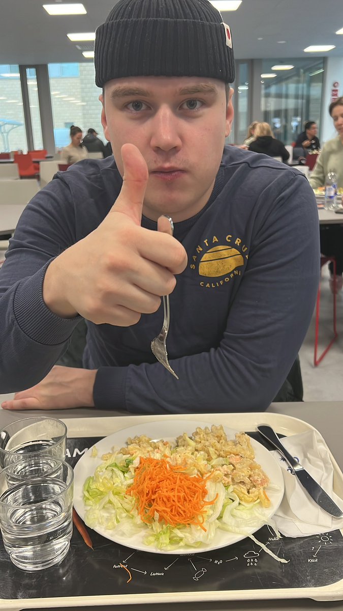 Enjoying a nutritious meal before heading to the last class of the day <a href="/MetropoliaBiz/">Metropolia Business School</a>