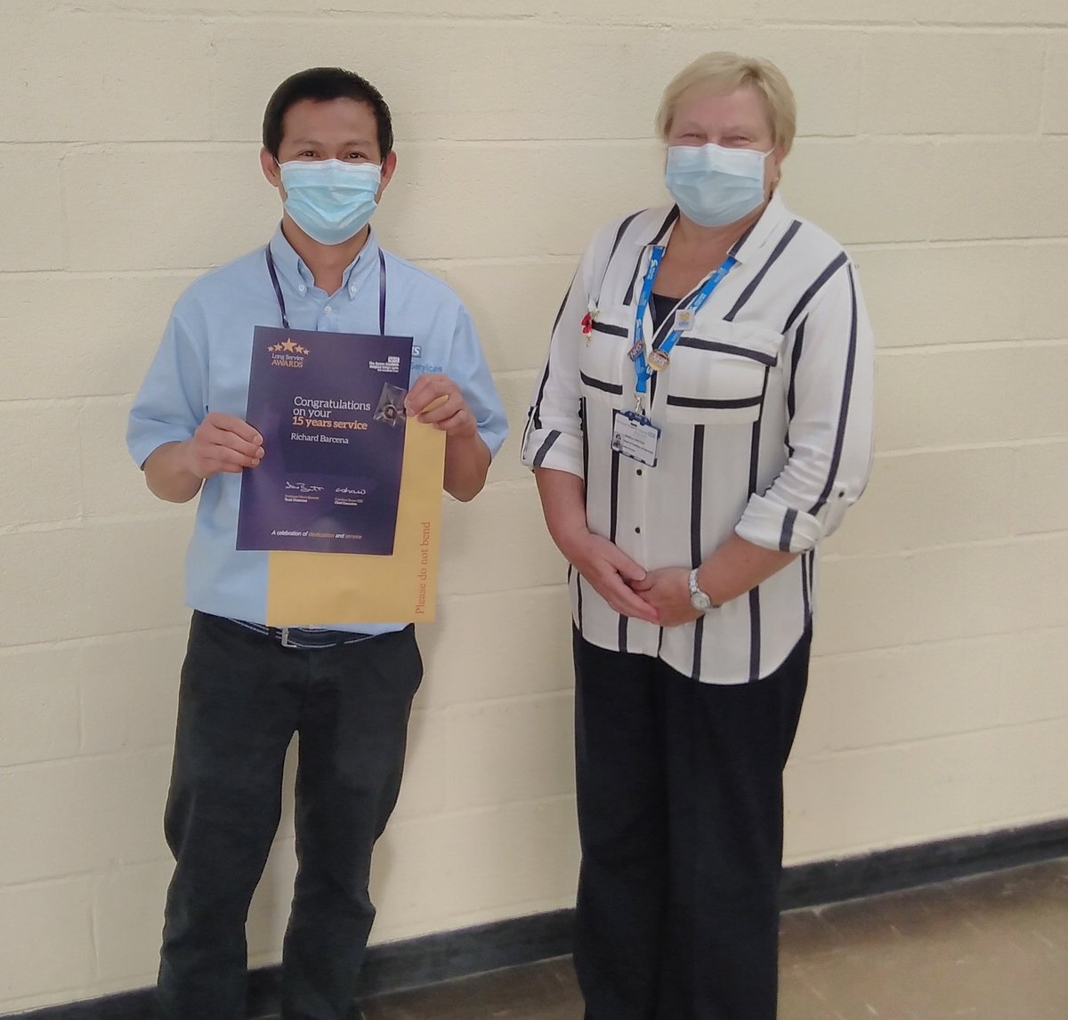 Congratulations Richard on receiving his 15 years service award in the Portering department <a href="/HotelServices6/">Team QEH Hotel Services</a> <a href="/AngelaHircock/">Angela Hircock</a> <a href="/TeamQEH/">The QEH King's Lynn</a> <a href="/LiamCawston/">Liam Cawston</a>