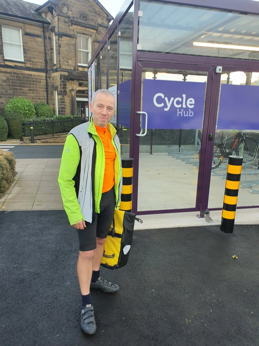 1johnholden's tweet photo. We'll cut the (green) ribbon on both our new secure @bthft cycle hubs next week, but in the meantime the facility at BRI is now open (swipe card access 😉) and here's @aubreysitch giving it a test drive... #ActiveTravel #BrilliantBradford @danielhartleyHR @SusHealthcare https://t.co/5FDoU6Qhvu