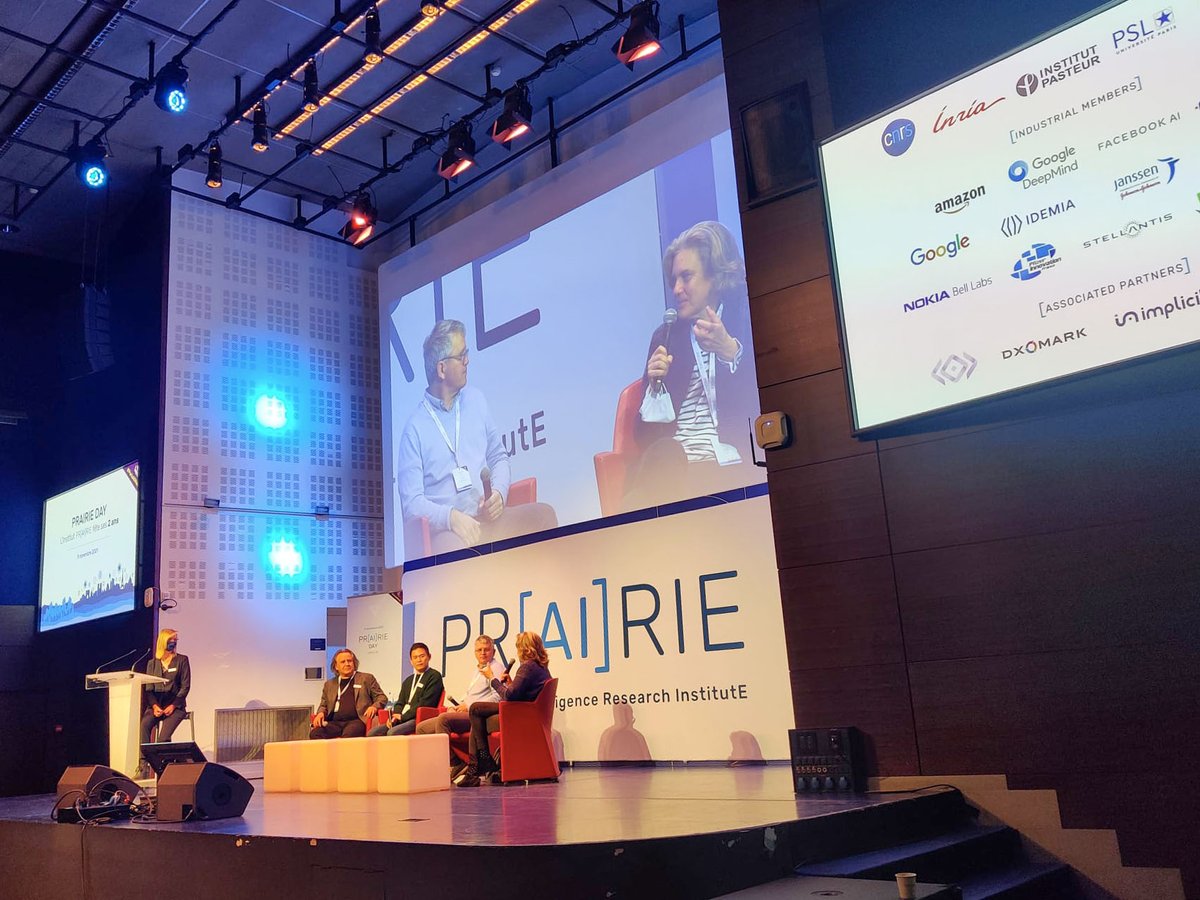inria_paris's tweet photo. 🔴 #prAIrieDay | "The challenges of #AI : large models" avec @kchonyc, @CordeliaSchmid, @IgorCarron &amp; @douglas_eck !

#ParisAIWeek https://t.co/CeB1g4euRc