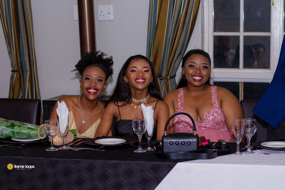 frameloops's tweet image. 