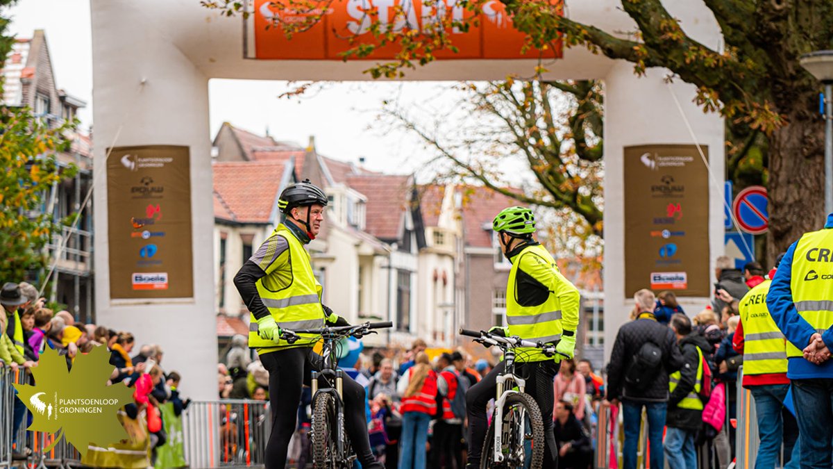 Plantsoenloop's tweet photo. Een warm applaus voor onze vrijwilligers van afgelopen zaterdag! 👏 Bedankt voor jullie inzet: jullie hebben bijgedragen aan een fantastische editie 🥳🙌 https://t.co/oetzdiZSKJ