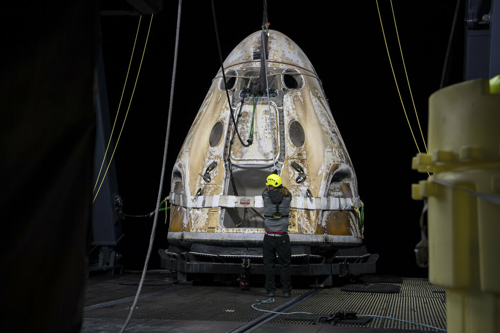 Crew Dragon Endeavour Recovered After a Successful Splashdown via NASA ift.tt/3EXBBD8