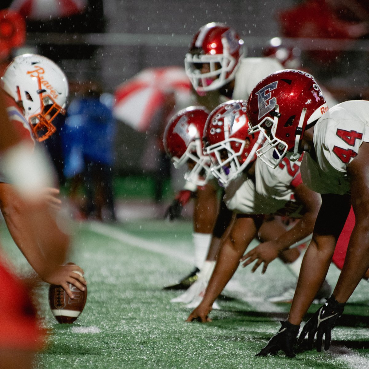 BigCountyPreps1's tweet photo. In a thriller, Edgewater defeats Boone 35-28 and we were there for all the action.
Photos available at the link in bio or at https://t.co/UnvextcY35
#BooneBraves #BooneHighSchool #EdgewaterHighSchool #fnl
#FNL #FridayNightLights #hsfb #hsfootball #highschoolsports #football https://t.co/maqiC1a7is