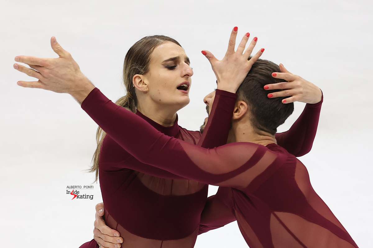 insideskating's tweet photo. @GabriellaPks and @GuillaumeCIZ, waacking their way to Beijing.
#InsideSkatingHighlights #PapadakisCizeron https://t.co/3M4LqIB0V4