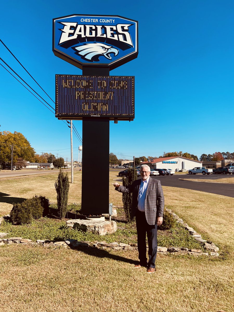 Wonderful day back home <a href="/ChesterCoHigh/">Chester County High</a> #WingsUp to Clay Murley &amp; CCHS #GoEagles! #TechisTN