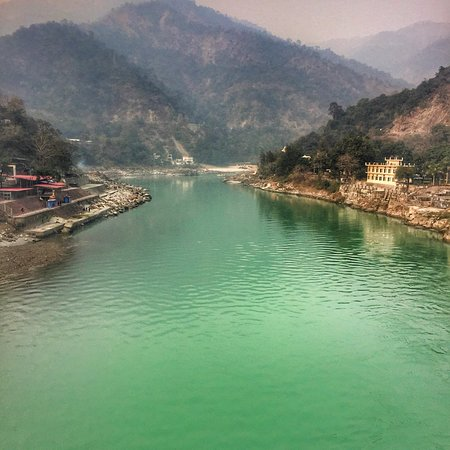 sharpquiz's tweet photo. @ndtv Yamuna status in Delhi area which is under Delhi gov(Arvind Kejriwal) and AAP MLA. Also, Delhi is the world's no 1 in cleanest.

Dr. Kumar Viswas is taking revenge to Kejriwal. https://t.co/NOZ6Luh7XU