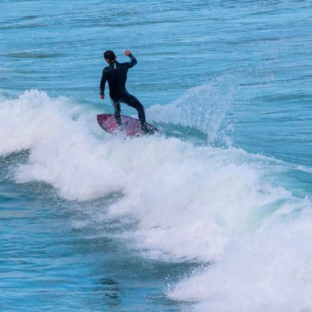 Surf_Cornwall's tweet photo. Another fantastic moment captured by @leannejonesphoto - where have you surfed recently?

#surfingcornwall #cornwallsurfing #surfingphotography https://t.co/Y1d5ZU7pkQ