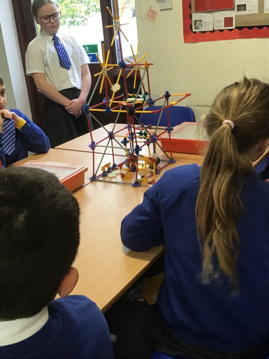 HardwickePrima1's tweet photo. 5P preparing designs for the judging of the #Knexchallenge https://t.co/NZy9ZlUjDt