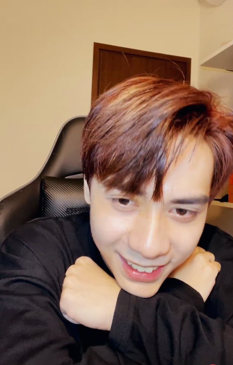 YingMuzik's tweet photo. สดใสสุด..
ซนสุด 😍😍

#QuangHungMasterD https://t.co/y1aUZDbDZw