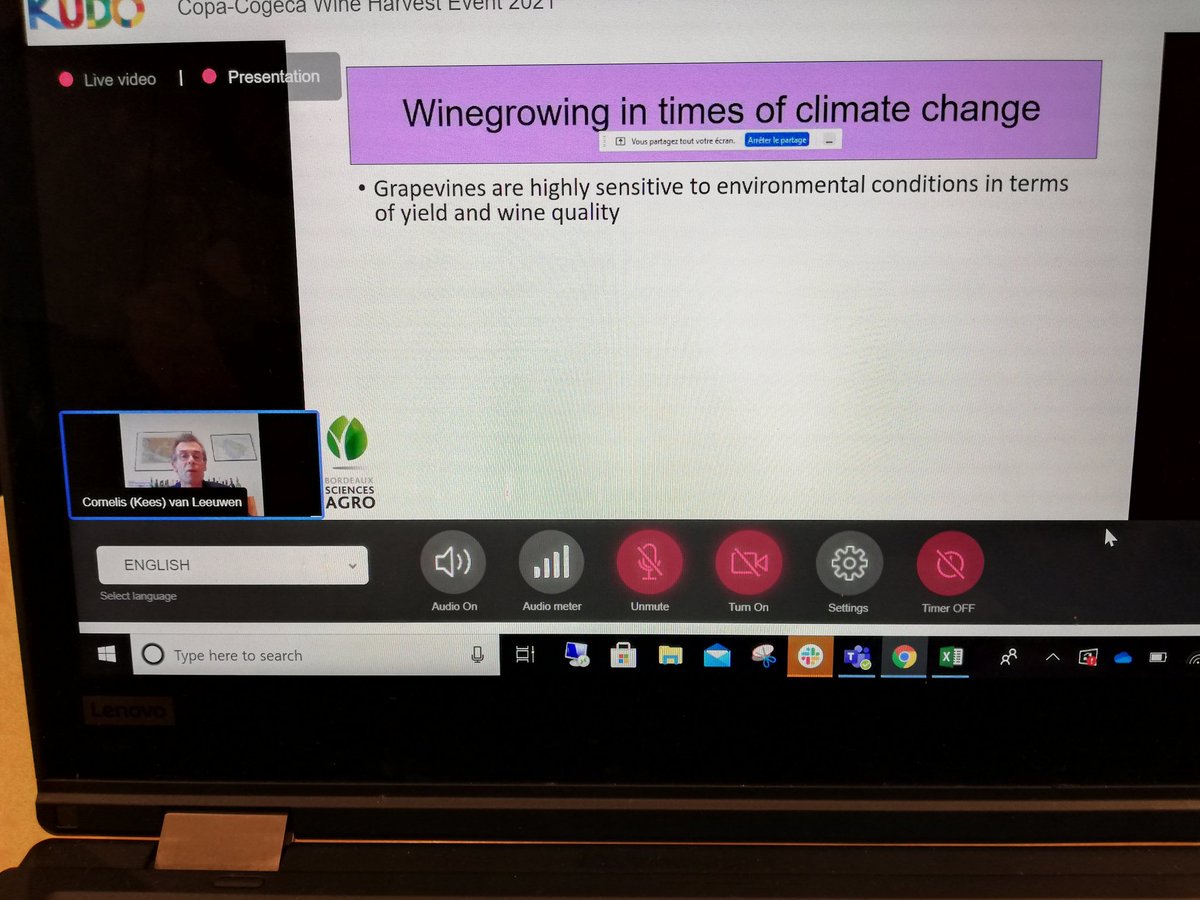COPACOGECA's tweet photo. Next is Prof Kees Van Leeuwen @BdxSciencesAgro focuses his contribution on #climatechange effects on wine growing.
Addressing in particular the effects of drought and its effects on quantity and quality 🍇🍷#EUwine https://t.co/yjsQMHE4vT