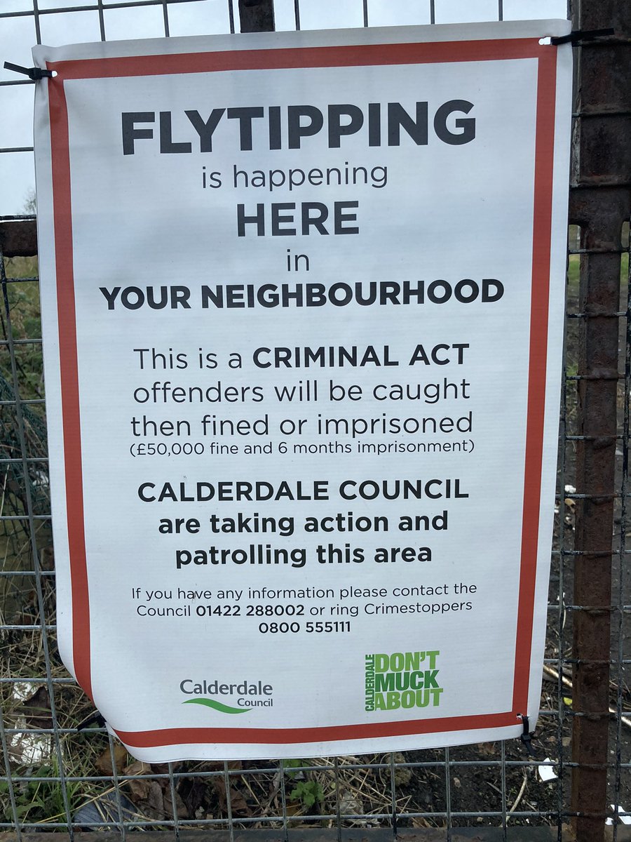 332Bev's tweet photo. Team 5
Looking for evidence- fly tipping..! 
The perpetrators will be caught and will be prosecuted..!!

@CMBC_CSRT
@332Bev
@cswkirsten322
@WardenClaire1

#cleanergreener
#openspaceforall
#safercommunities
#itsyourtownnotyourtip https://t.co/B0iHoBZHlB