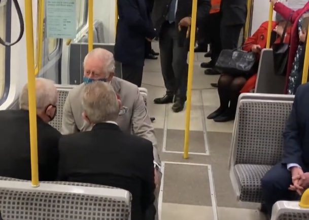 holly!!!!!! (@hollhob) on Twitter photo 