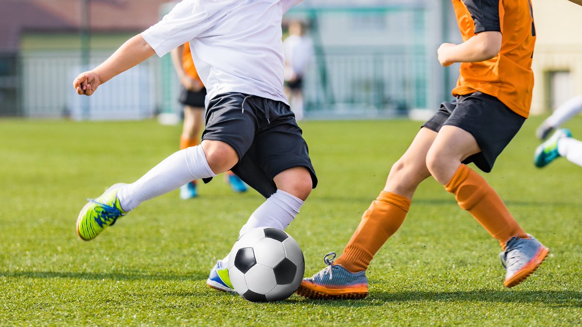 STEMmaths's tweet photo. Looking for some different ways to engage pupils with maths during #MathsWeekEngland? 

Try these @STEMLearningUK resources on mathematics in football ⚽ 👇 

https://t.co/hzrtXAEDfT https://t.co/JPi2YtHn1c