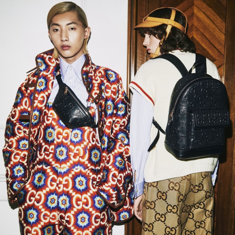 Gucci GGパターン バッグ 大きめ グッチ】大人が選ぶべき「GGパターン」の新作小物5選。iPhone