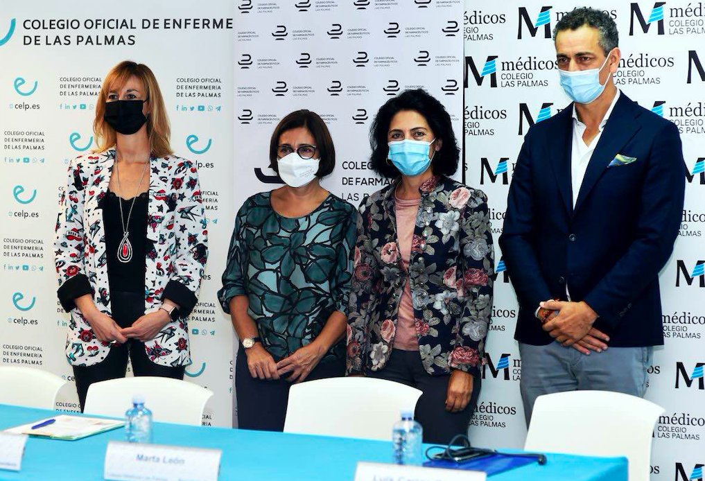 twCELP's tweet photo. Los colegios profesionales del ámbito santiario de la provincia de Las Palmas, @MdicosLasPalmas, @coflaspalmas, @twCELP y @dentistaslp se unen para promover la vacunación contra la #gripe. 

#LaGripeNoEsUnBulo 

Más info: https://t.co/nL784mhtYB https://t.co/11ssMTkWoP