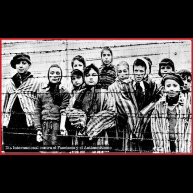 WBenavides_MRT's tweet photo. En el Día Internacional contra el  #Fascismo y el #Antisemitismo No debemos verlos como hechos alejados que sólo viven en las páginas más trágicas de la historia europea. ¡La lucha contra el fascismo sigue! Defendamos el derecho a la libertad de pensamiento como garantía de paz. https://t.co/CeUqg2xV6c