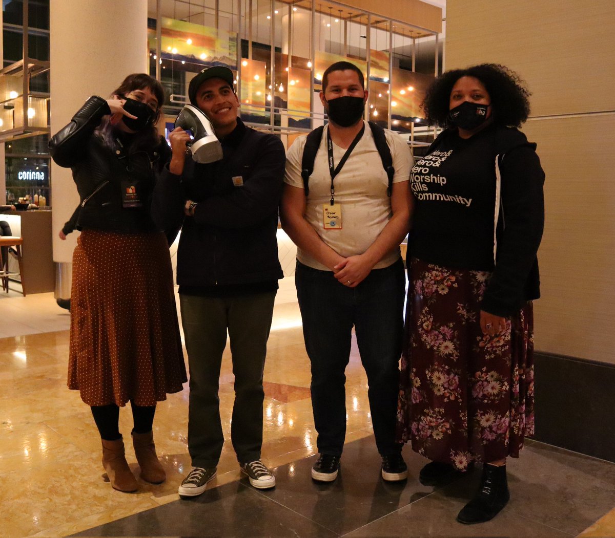 ChaelCodes's tweet photo. Aisha and I were heading out for dinner, but the _call_ for #SelfiesWithDanny cannot be denied. https://t.co/D8gnpsjInZ