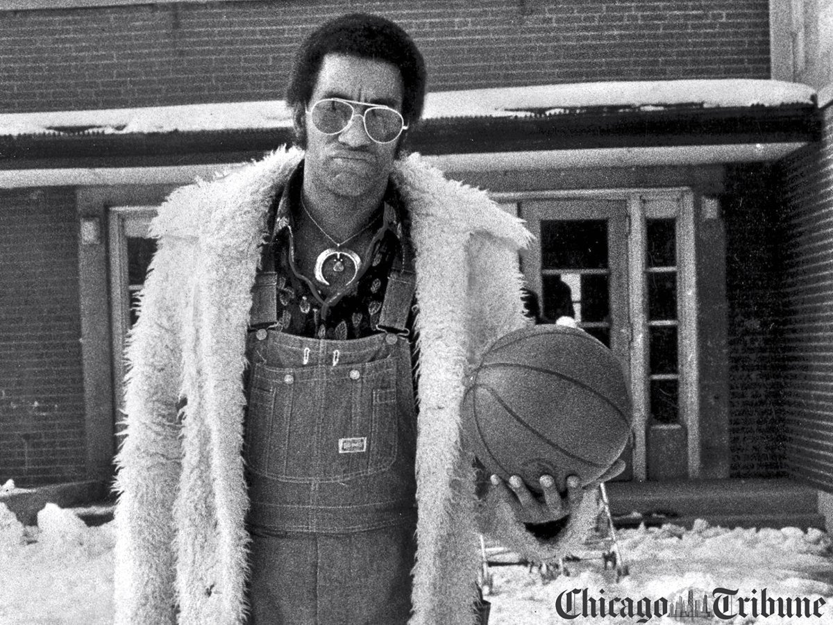 Bob Cousy's tenure as the Cincinnati Royals coach was NOT GREAT! 

A lot of terrible seasons and talent sent out of town. 

On this day in 1971, Cincy traded Norm Van Lier to the @chicagobulls. 

Stormin' Norman would play seven seasons with the Bulls making three All-Star teams. https://t.co/jgmqvRqPLr